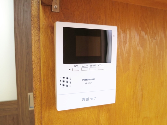 セキュリティ　TVモニター付きインターホン完備！