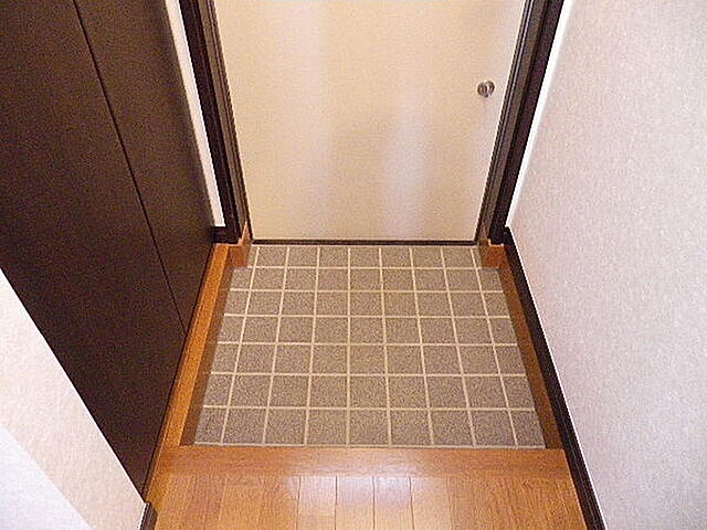 玄関　（別タイプ参考写真）ポプラ倶楽部２３　北区滝野川1