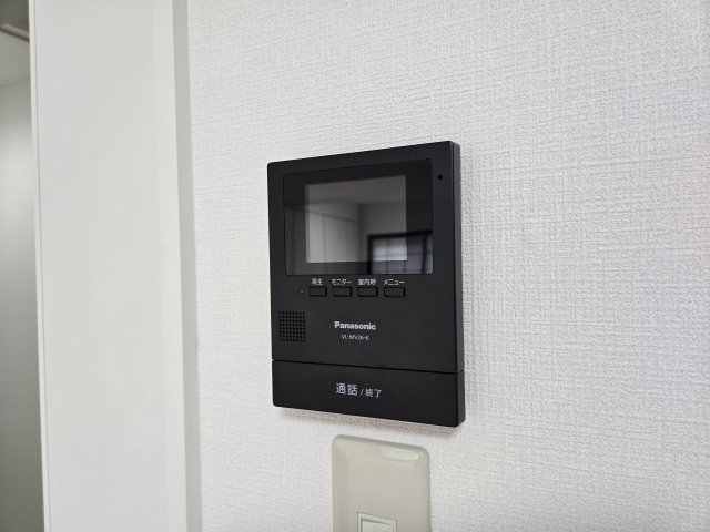 セキュリティ　新栄町ハイツ