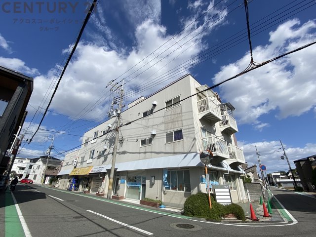 建物外観　敷地内に駐輪場があります！