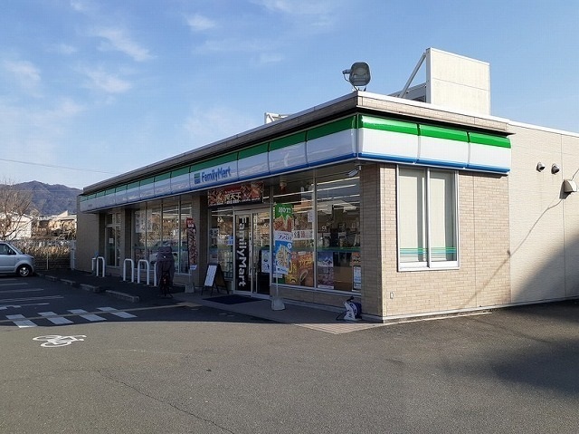 その他　ファミリーマート様まで310m