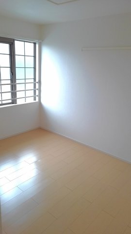 その他部屋・スペース　明るい色調の室内です