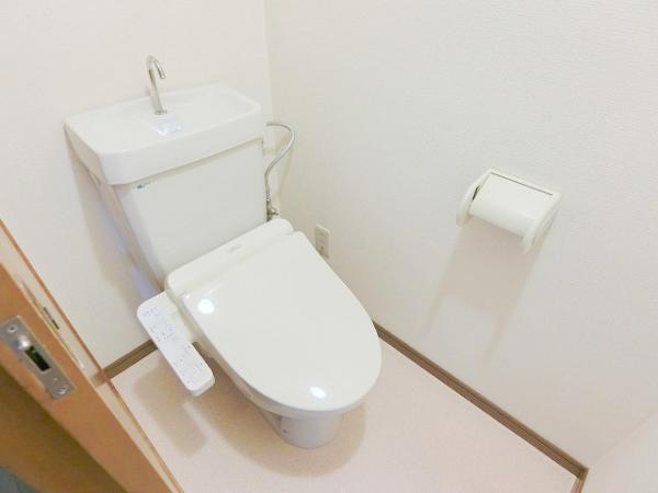 トイレ　写真は別のお部屋のイメージです。現況優先