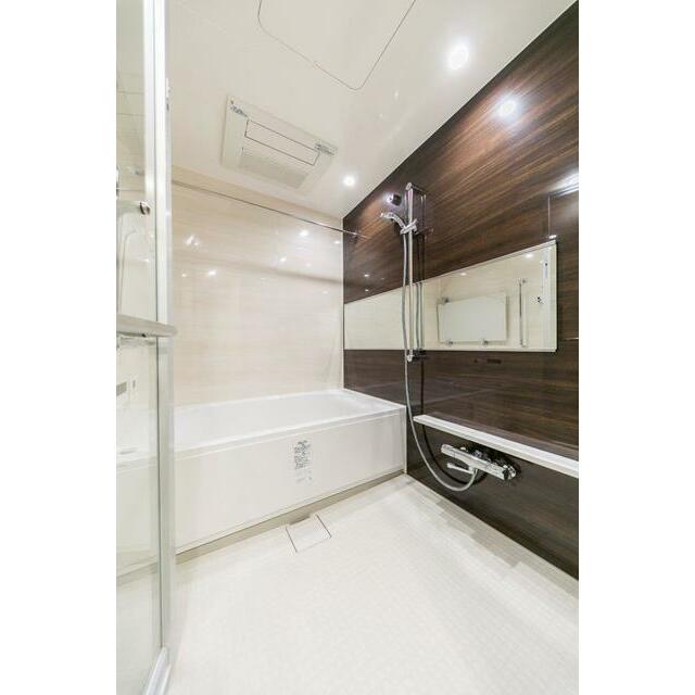 バス・シャワールーム　※写真は同タイプ住戸です。
