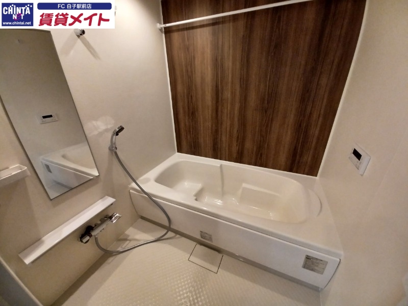 バス・シャワールーム　同型画像参考