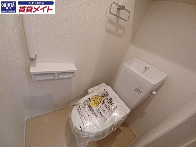 トイレ　同型画像参考