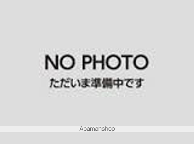 コンビニ　ファミリーマート　赤羽岩淵町店（コンビニ）まで84m