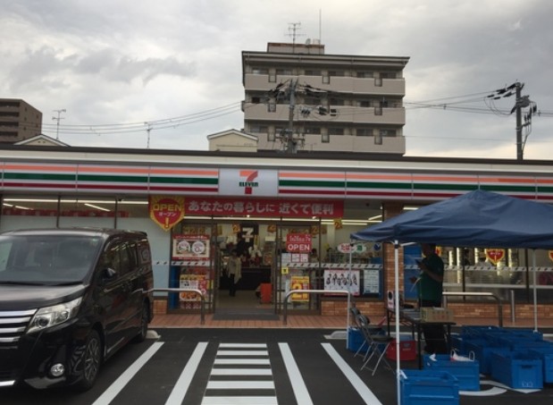 コンビニ　セブンイレブン 大阪鶴見6丁目店（コンビニ）まで466m