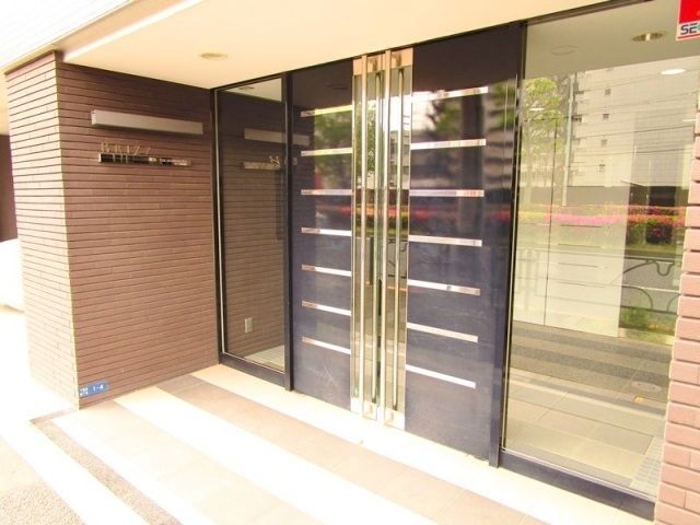 エントランス　エントランス