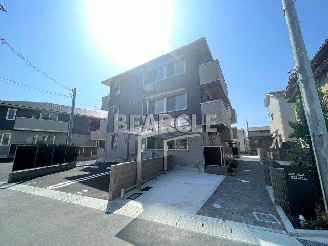 建物外観　外観は落ち着いています