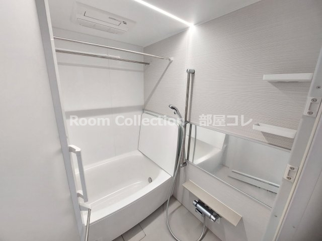 バス・シャワールーム　※同物件他部屋写真　反転・色違いの場合有　現状優先