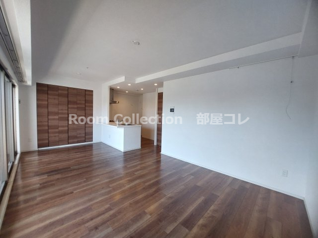居室・リビング　※同物件他部屋写真　反転・色違いの場合有　現状優先