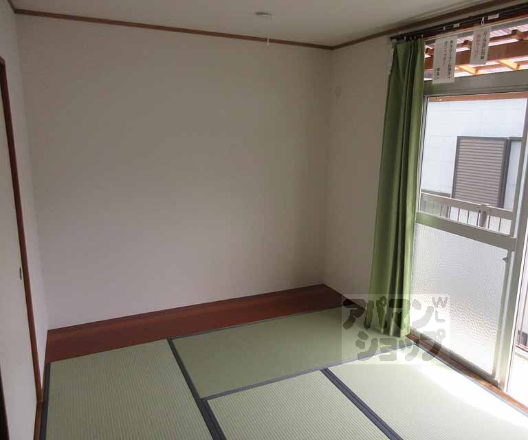 居室・リビング　日当りの良いお部屋です！