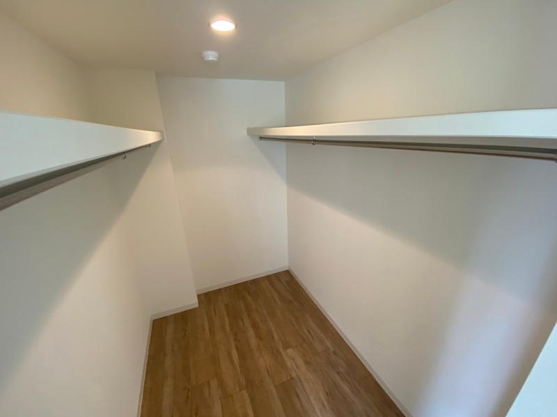 収納　収納もバッチリあるのでお部屋が片付きますよ！