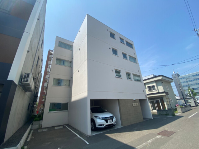 建物外観　札幌市中央区北２条東「ディリッツ札幌東」