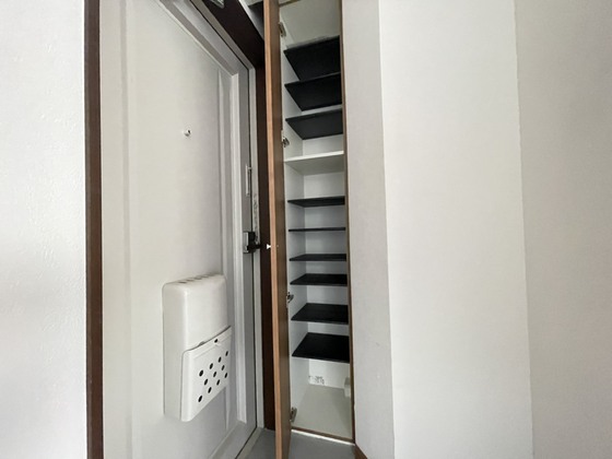 収納　※別部屋の写真です