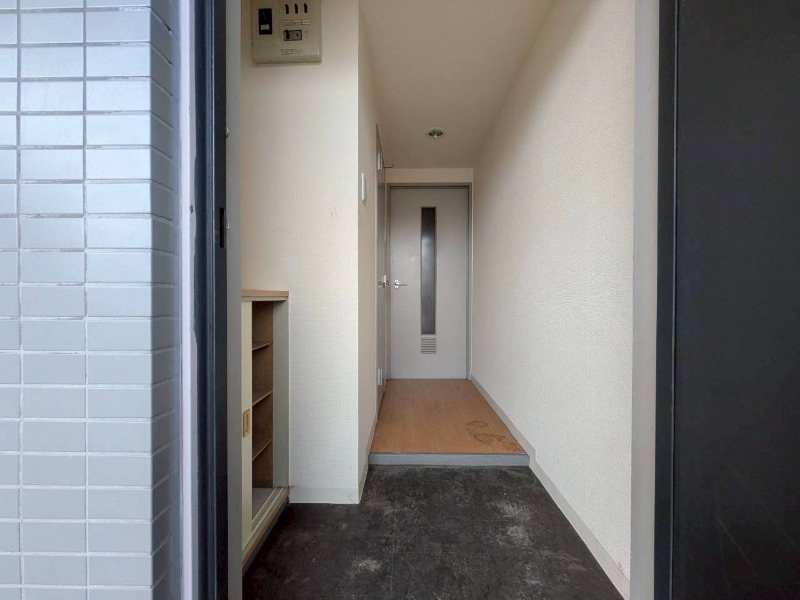 玄関　玄関の様子です。明るい印象ですね。気分もあがりそう。