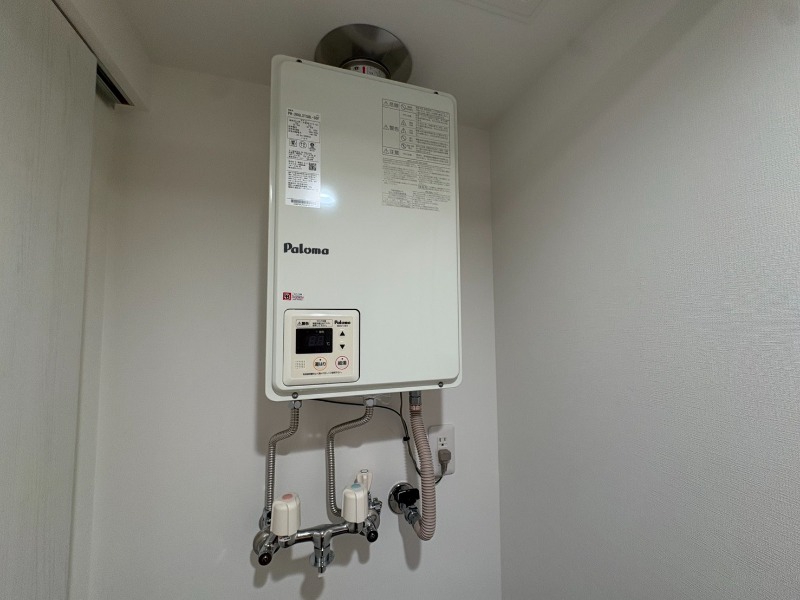 その他部屋・スペース　給湯器です。操作しやすいパネルになってます。