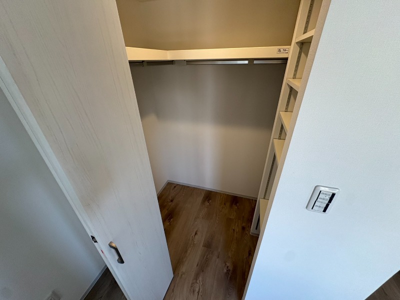 収納　収納もバッチリあるのでお部屋が片付きますよ！