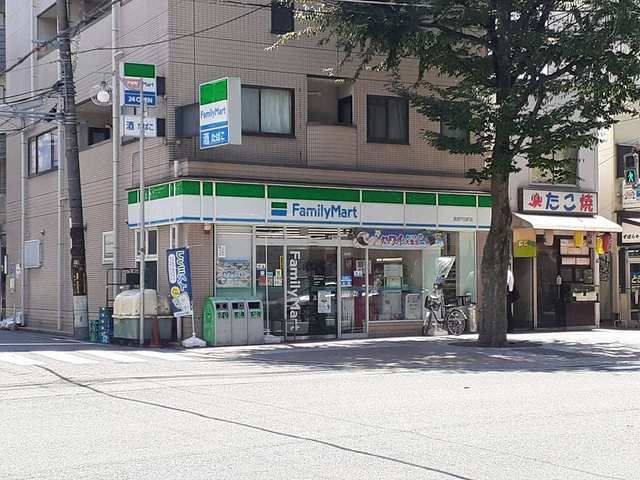 コンビニ　ファミリーマート西宮戸田店様（コンビニ）まで110m