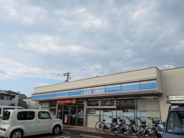 コンビニ　ローソン　東小岩一丁目店（コンビニ）まで550m