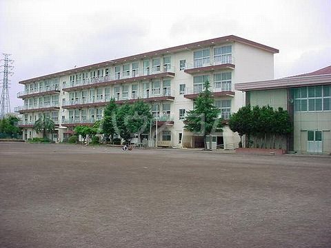 小学校　三島市立徳倉小学校（小学校）まで1089m