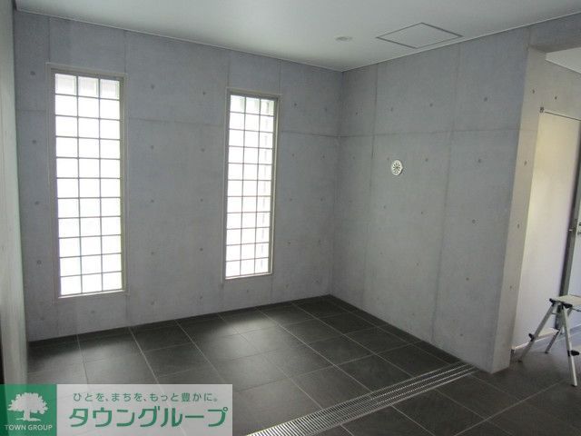 ロビー　駐輪場