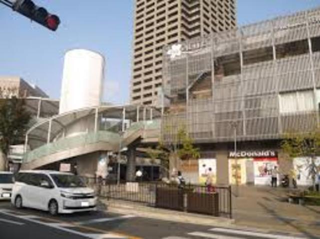 ショッピングセンター　かほりまちテラス（ショッピングセンター）まで208m