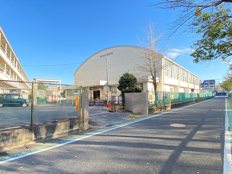 小学校　千葉市立宮崎小学校（小学校）まで719m