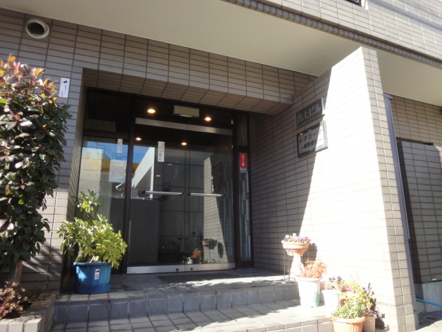 エントランス　★綺麗なエントランスです♪