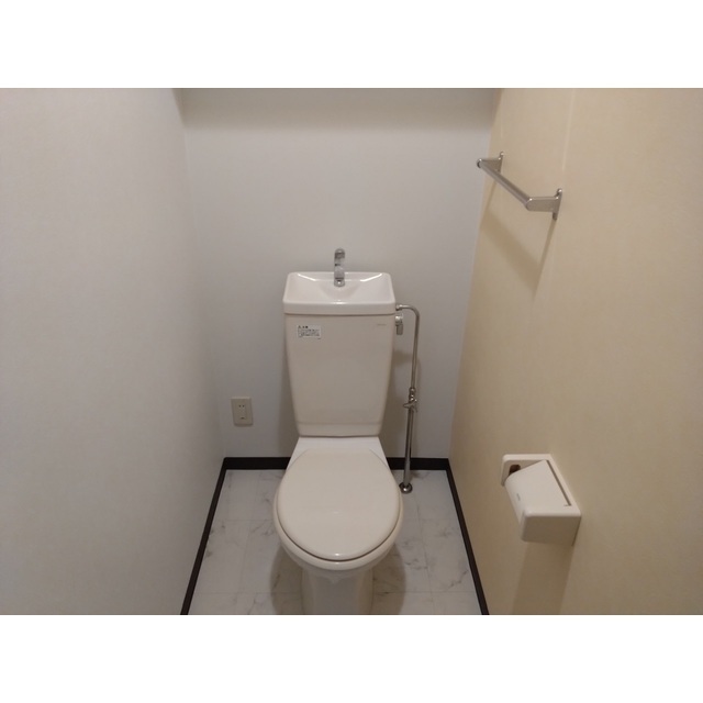 グランドゥール稲川のトイレ写真