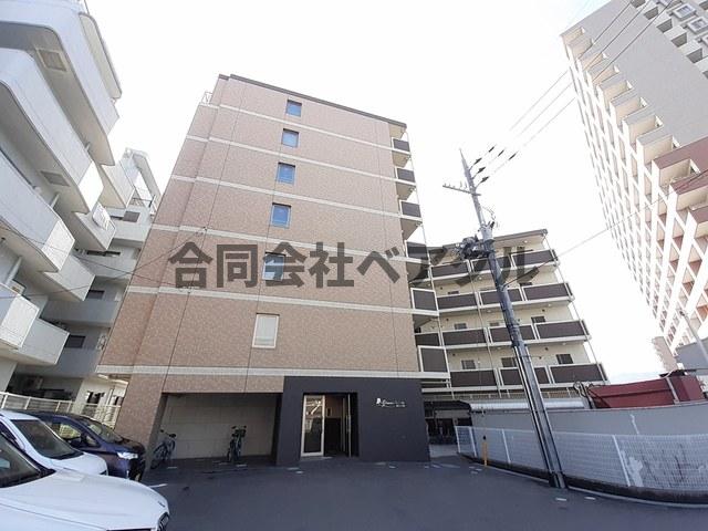 建物外観　落ち着いた雰囲気の外観です
