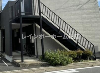 エントランス　ゆとりのあるエントランスです
