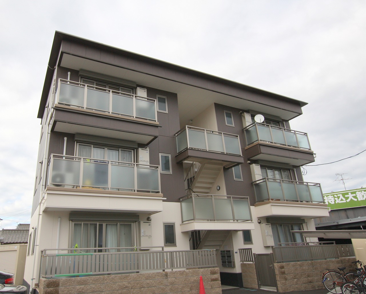 建物外観
