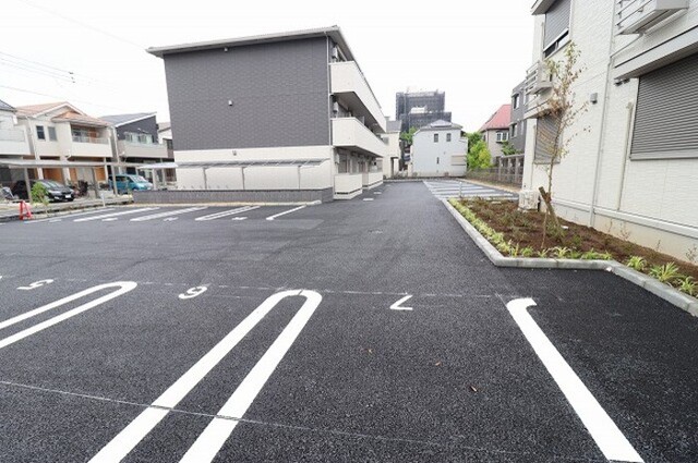 駐車場　駐車場