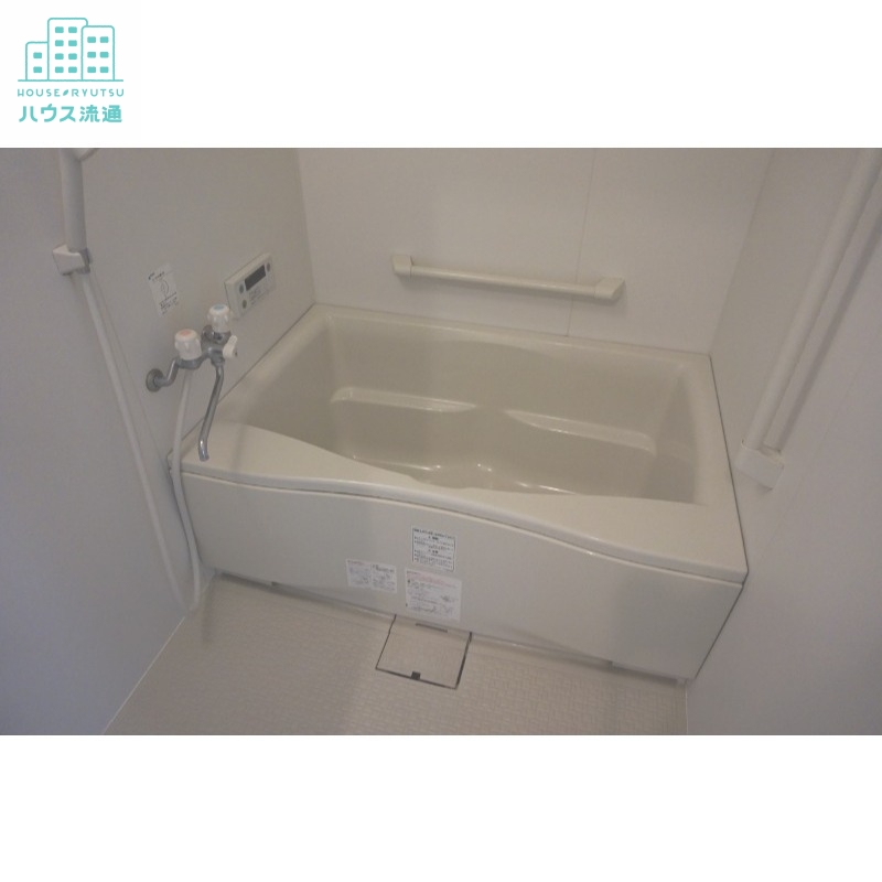 バス・シャワールーム　※別号室の写真※