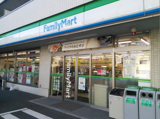 コンビニ　ファミリーマート東大井三丁目店（コンビニ）まで178m