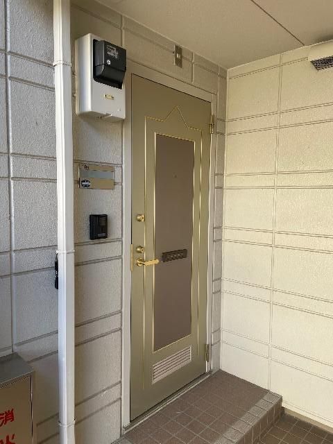 玄関　明るい玄関です