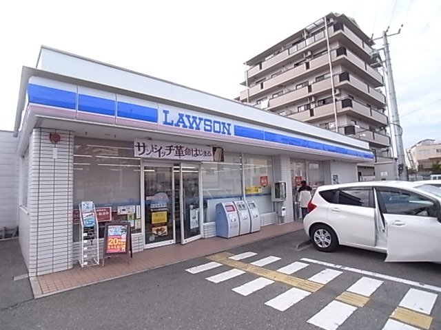 コンビニ　ローソン　伊丹池尻店（コンビニ）まで650m