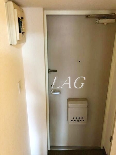 玄関　玄関です。