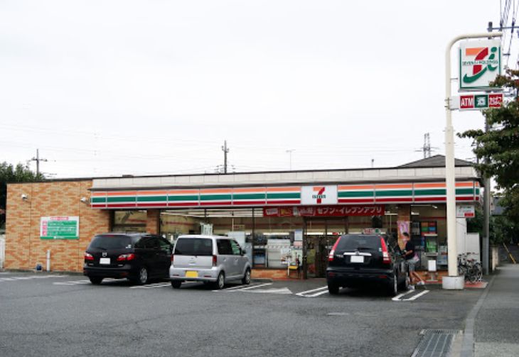 コンビニ　セブンイレブン昭島東町５丁目店（コンビニ）まで623m