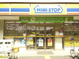 コンビニ　ミニストップ東三国店（コンビニ）まで144m