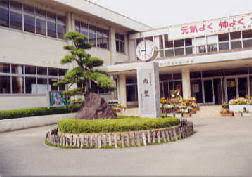 小学校　たつの市立神部小学校（小学校）まで1799m
