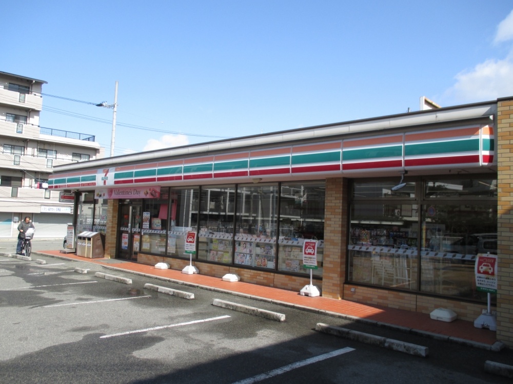 コンビニ　セブイレブン明石鳥羽店（コンビニ）まで190m