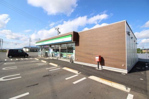 コンビニ　ファミリーマート つくば桜金田店（コンビニ）まで1138m