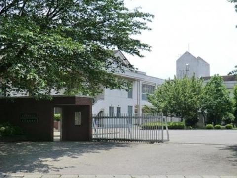 小学校　つくば市立谷田部南小学校（小学校）まで966m