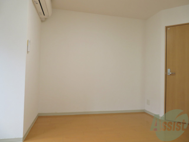 その他部屋・スペース　寝室とリビングは、同じお部屋になります。