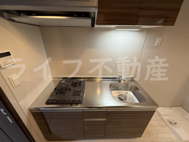 キッチン　コンパクトなキッチンで掃除もラクラク