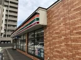 コンビニ　セブンイレブン札幌二十四軒2条店（コンビニ）まで132m
