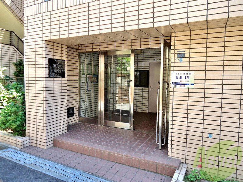 エントランス　明るいエントランスは気持ちが良いですね